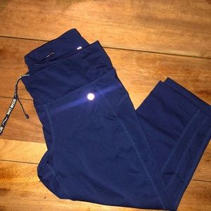 Tchibo blue Capri ocean love leggings size Small